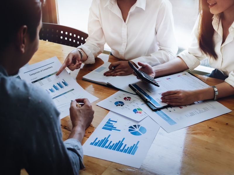 Fractional accounting team in action